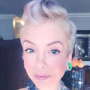 Meet your Posher, Juanita